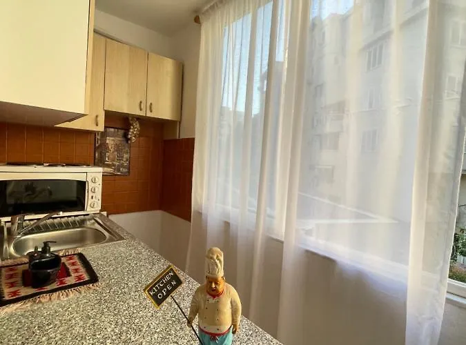 Kamu Center * Tirana